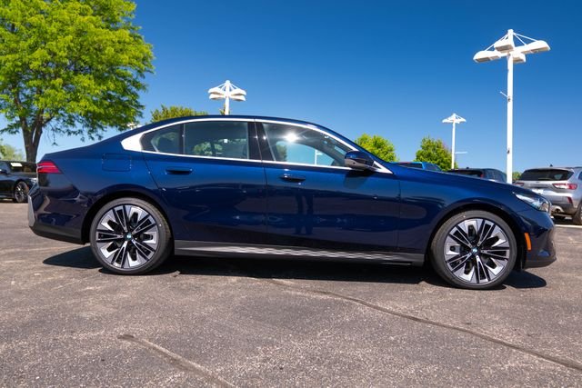 bmw 5 series 2027 WBA53FJ09VCX92165 image bmw 5 series 2027 WBA53FJ09VCX92165 image
